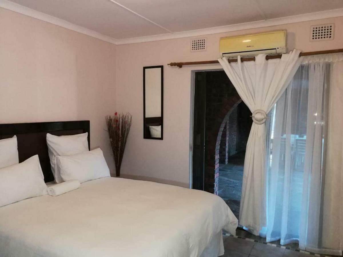 Emangunini Guest House Richards Bay Kültér fotó