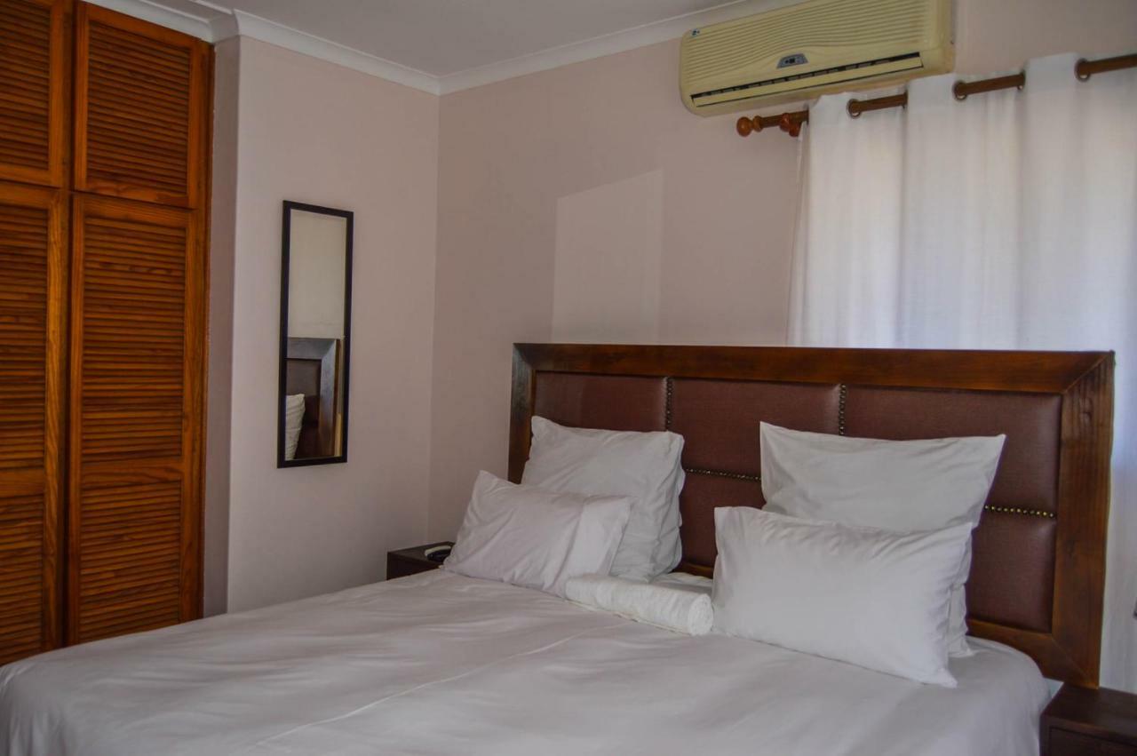 Emangunini Guest House Richards Bay Kültér fotó