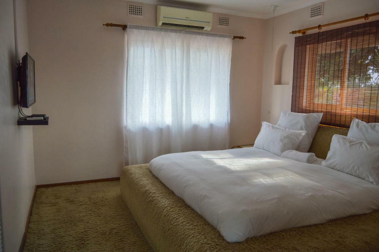 Emangunini Guest House Richards Bay Kültér fotó