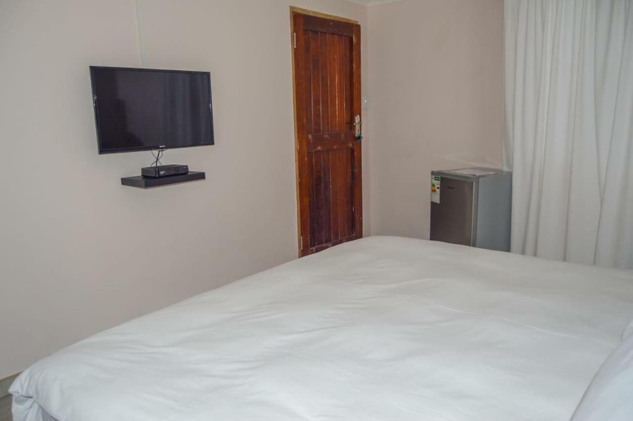 Emangunini Guest House Richards Bay Kültér fotó