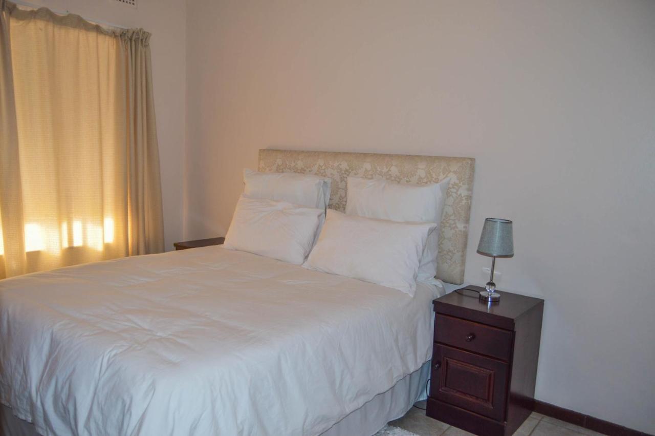Emangunini Guest House Richards Bay Kültér fotó